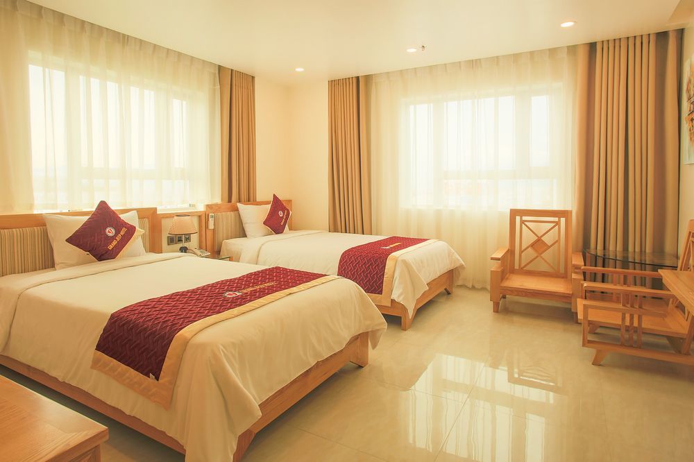 Grand Jeep Hotel Da Nang Exteriör bild