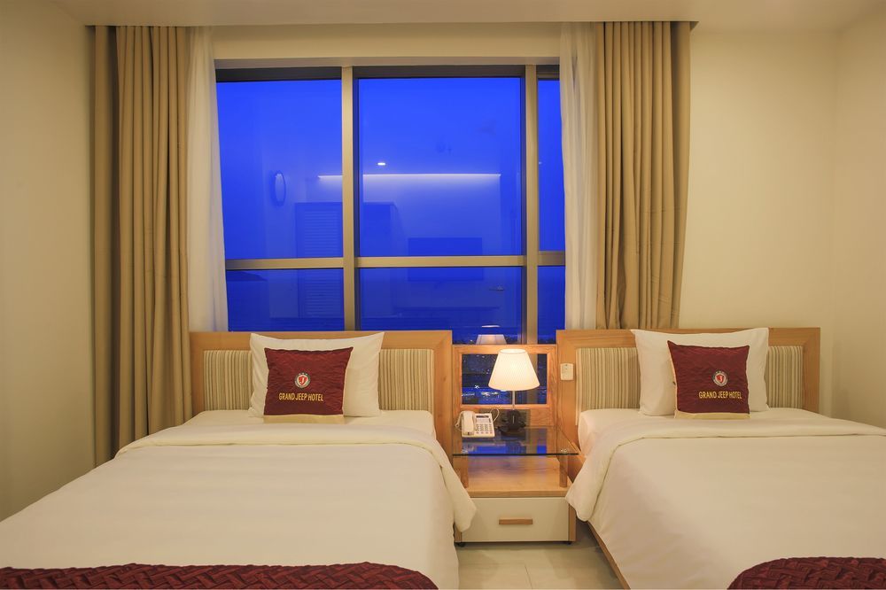 Grand Jeep Hotel Da Nang Exteriör bild